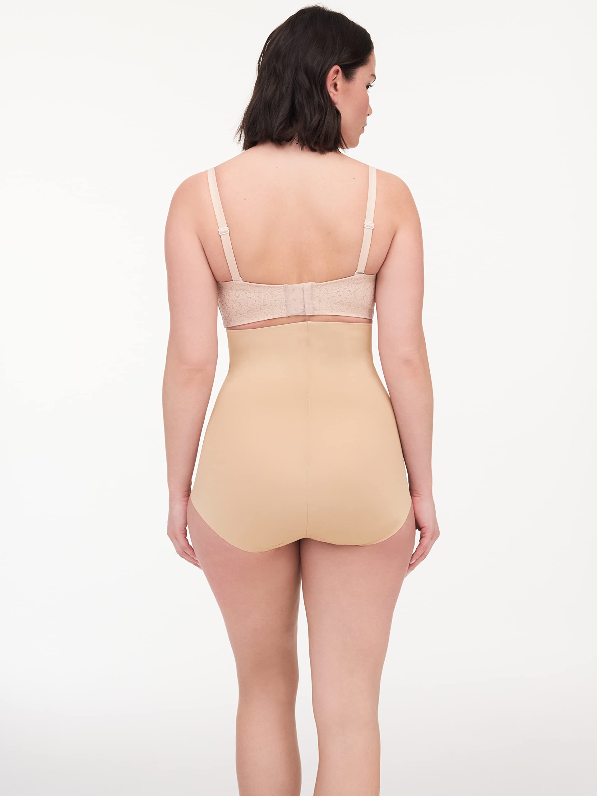 chantelle-basic-shaping-slip-femme-taille-haute-gainant-invisible image 4