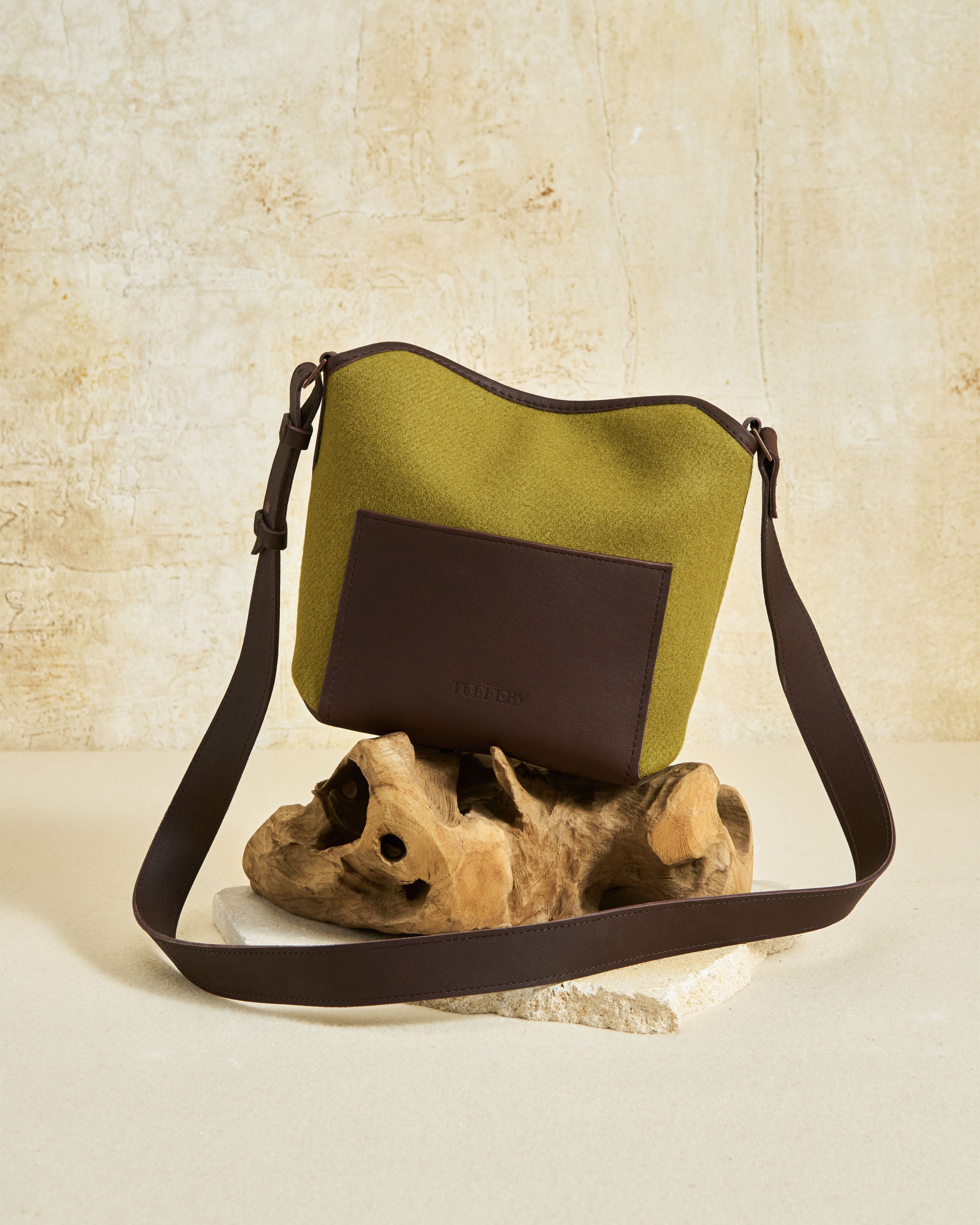 atelier-tuffery-sac-bandouli-re-cuir-laine-fran-aise-olive image 2