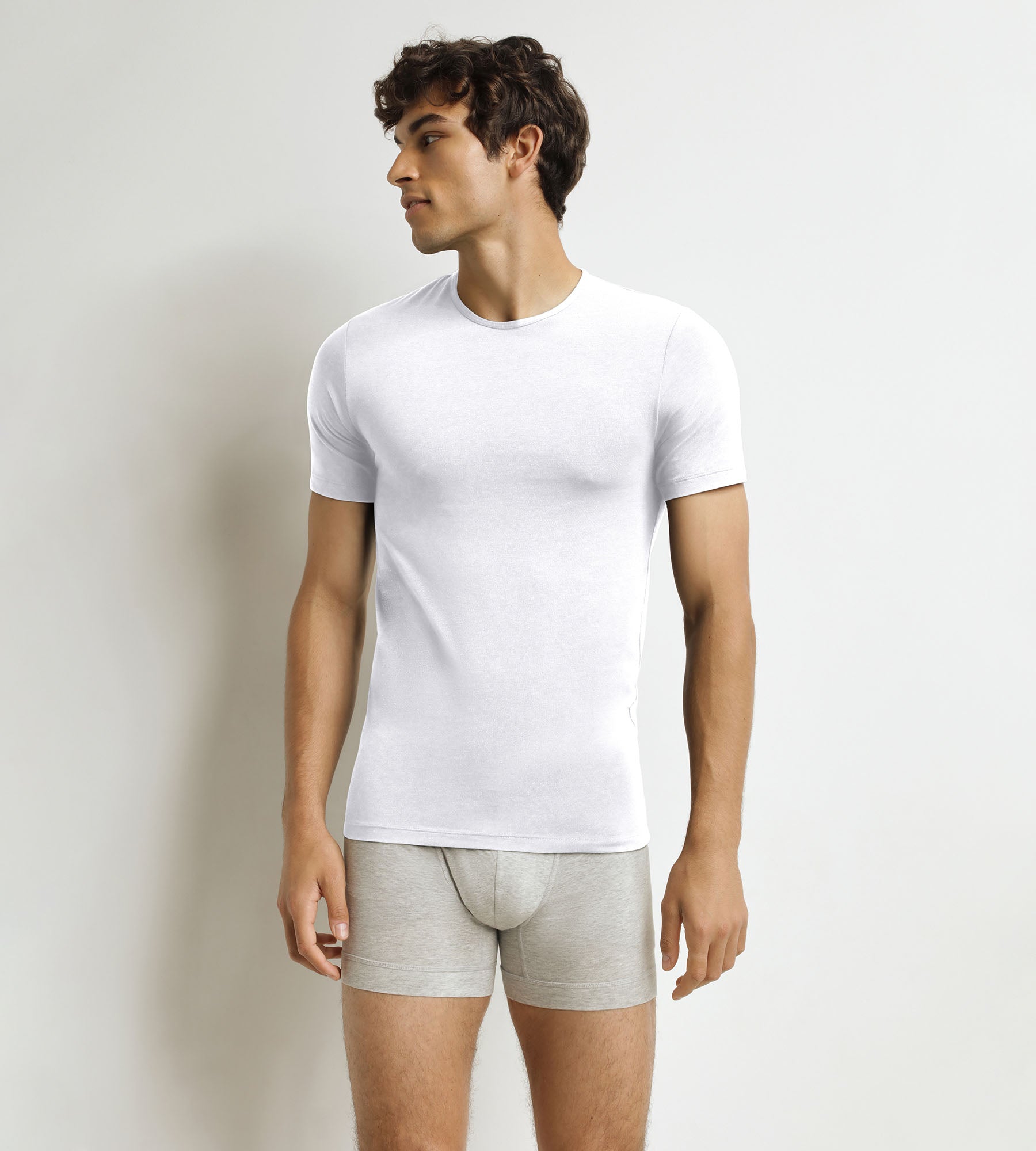 dim-thermal-t-shirt-homme-manches-courtes-blanc image 1