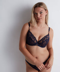 aubade-feeling-myself-soutien-gorge-push-up-plongeant-astral-blue image 6