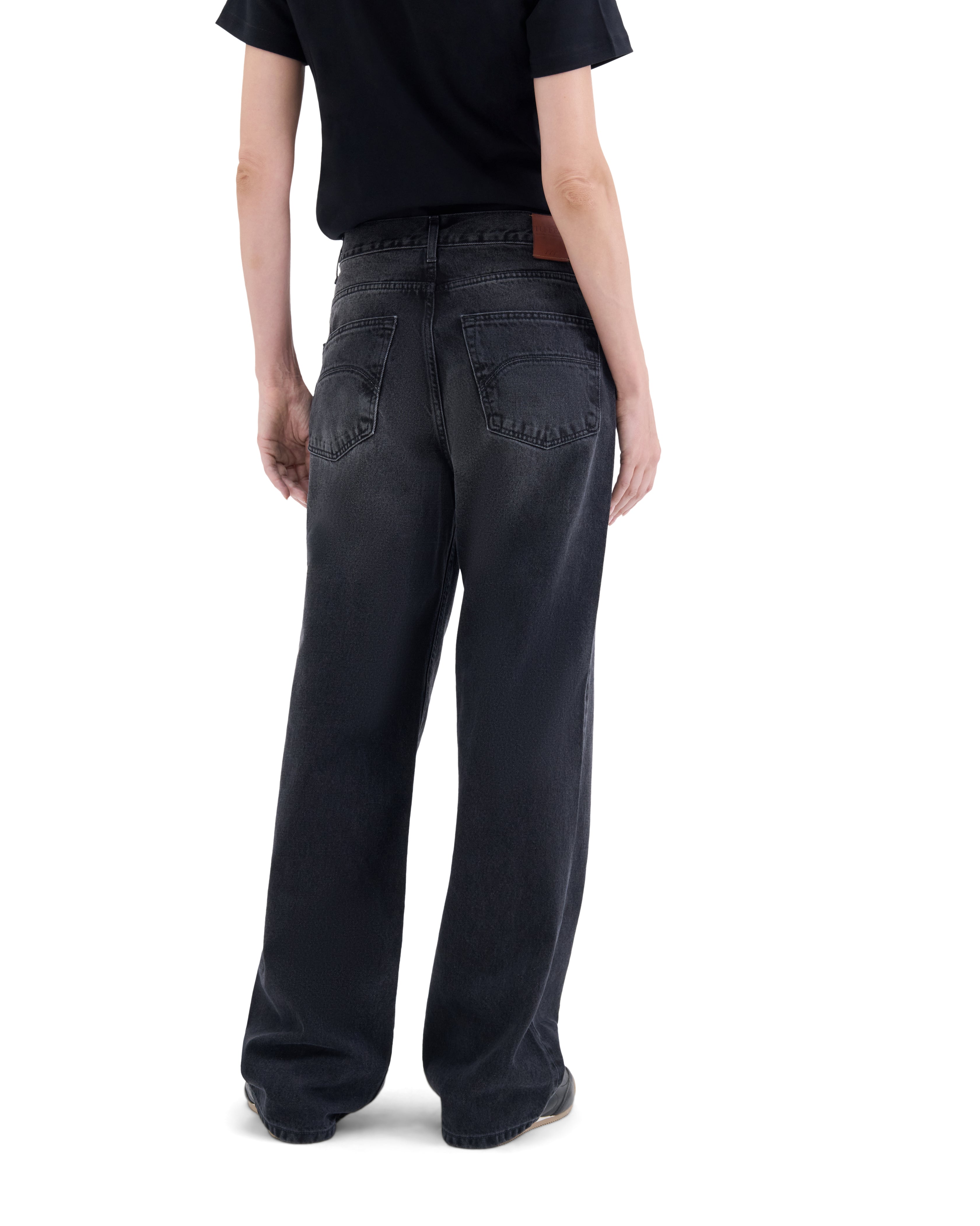 atelier-tuffery-gaspard-jean-femme-baggy-noir-d-lav image 5