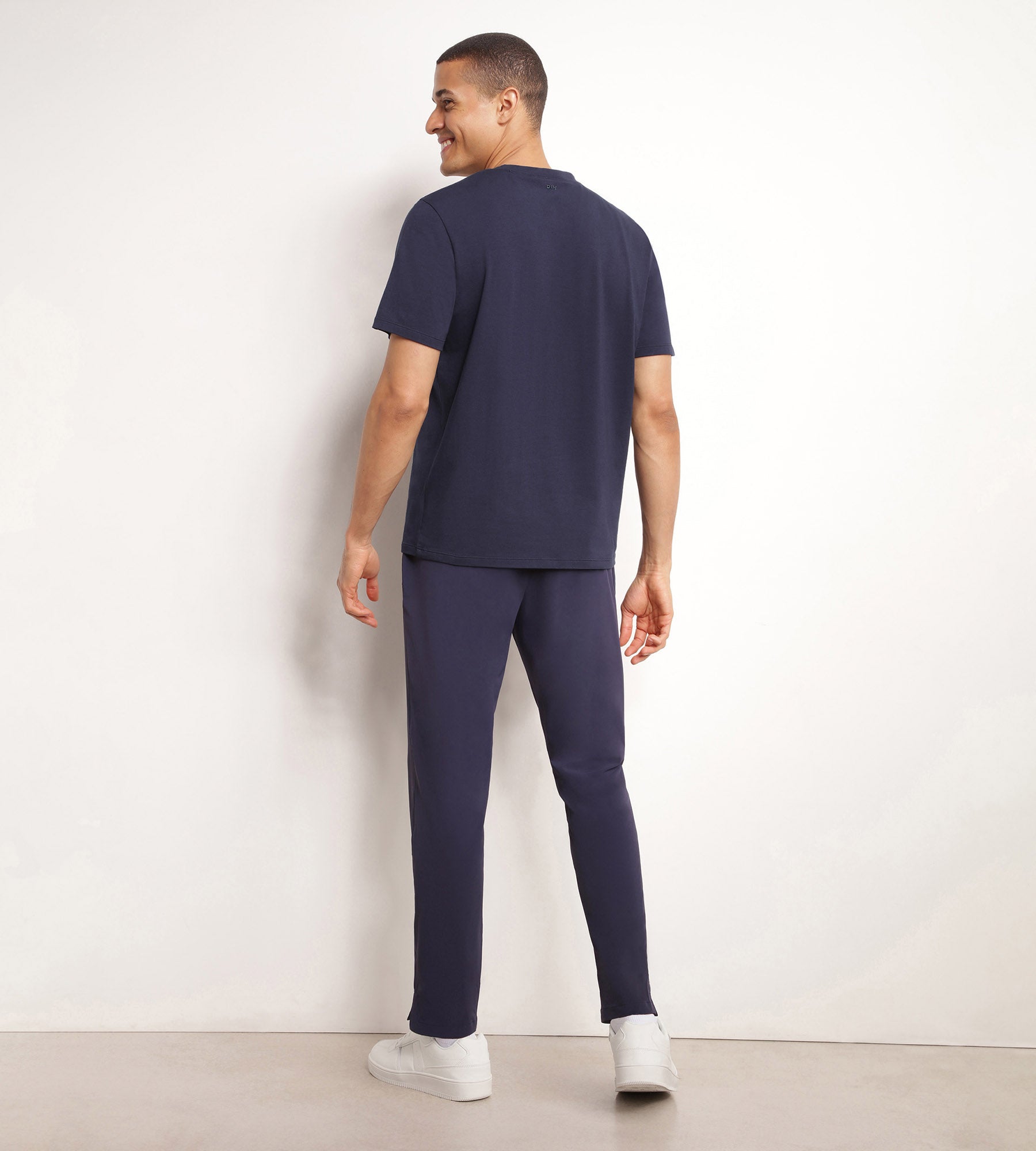dim-move-pantalon-de-sport-chino-homme-bleu-nuit image 4