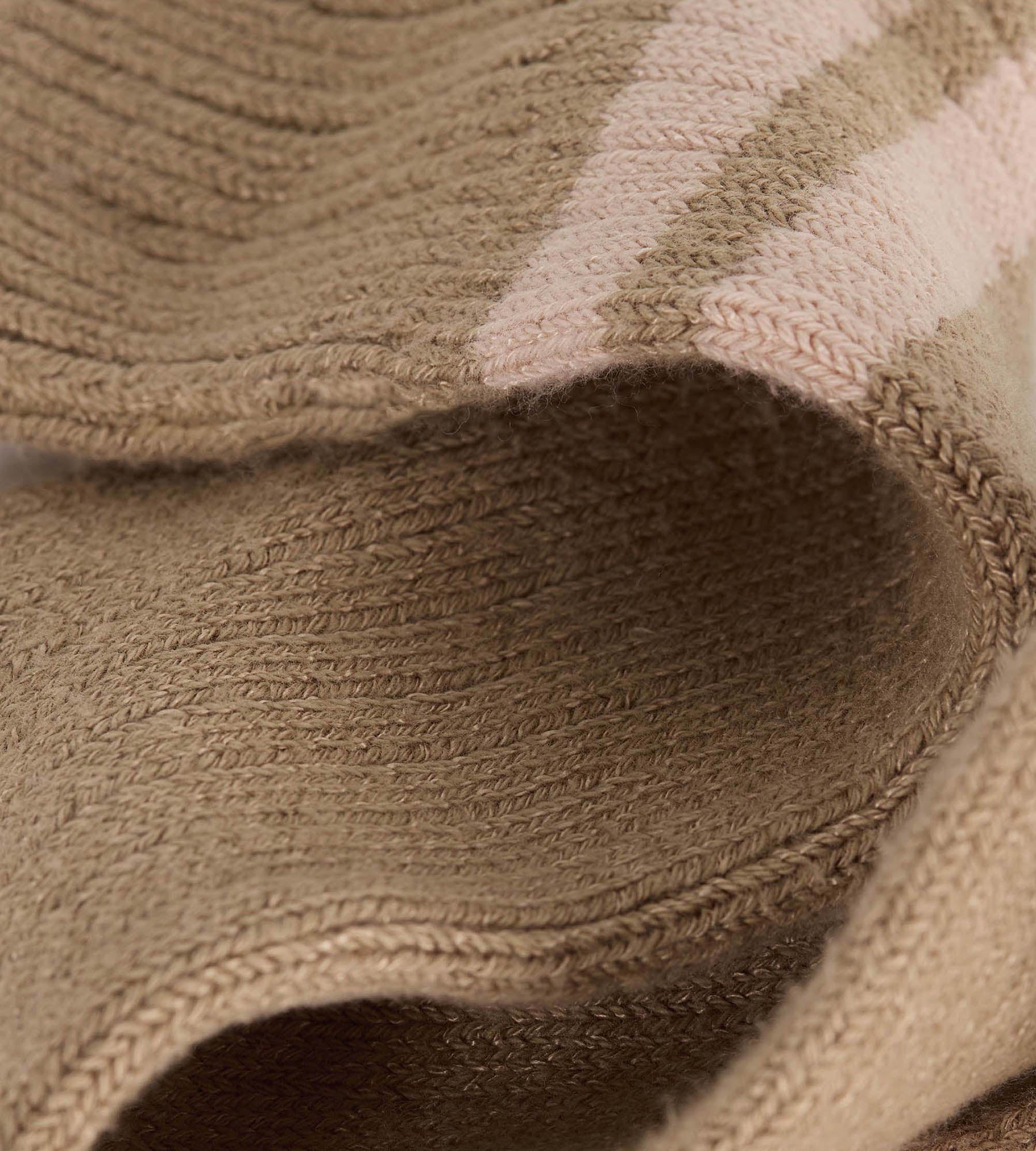 dim-x-ines-de-la-fressange-chaussettes-hautes-femme-coton-taupe-profond image 3