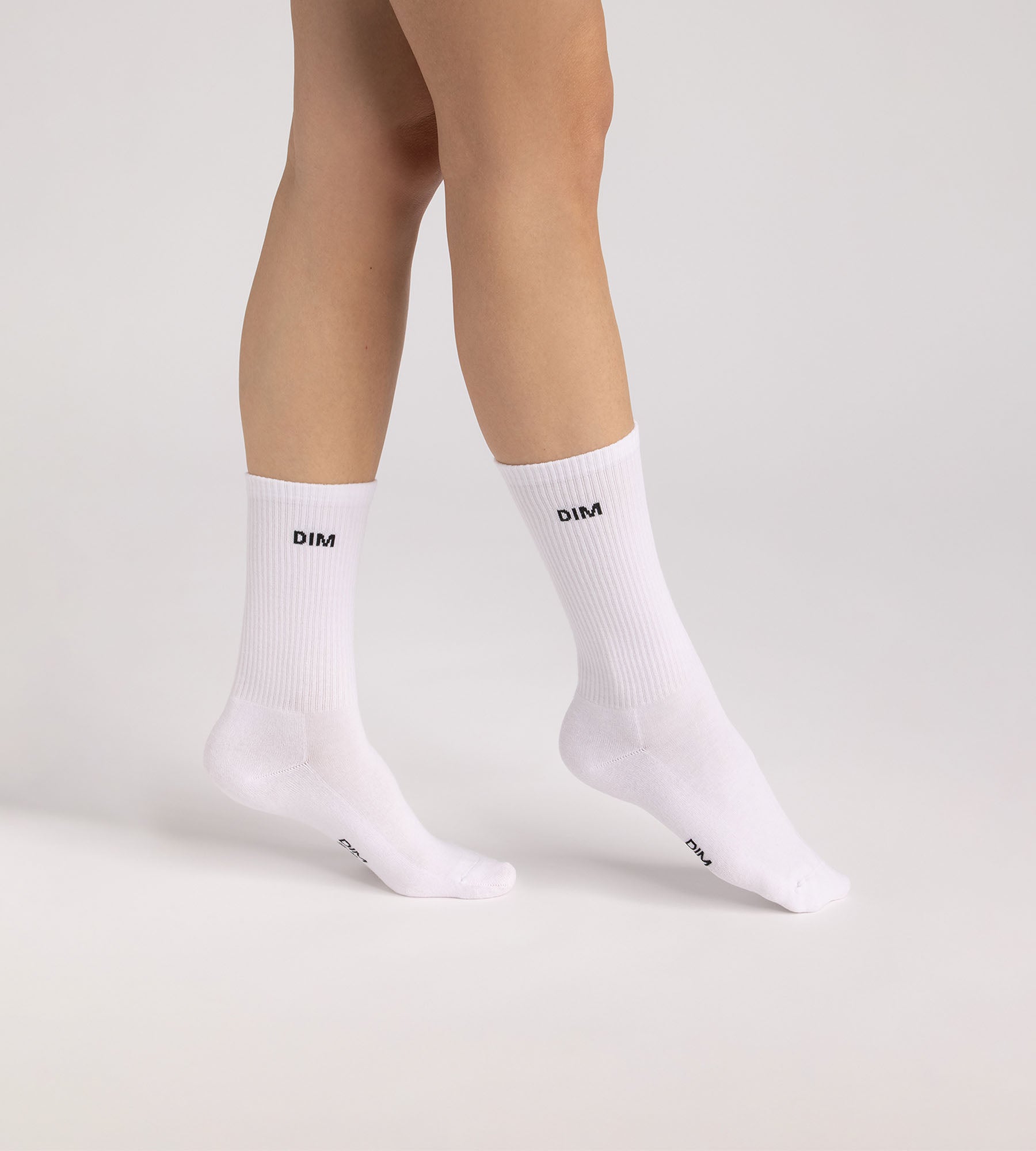 dim-original-lot-de-3-chaussettes-sport-femme-noir-blanc-gris image 2