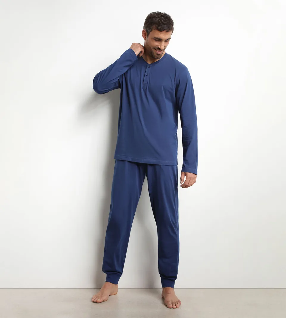 dim-nightwear-ensemble-pyjama-jogger-col-serafino-bleu-nuit-homme image 1