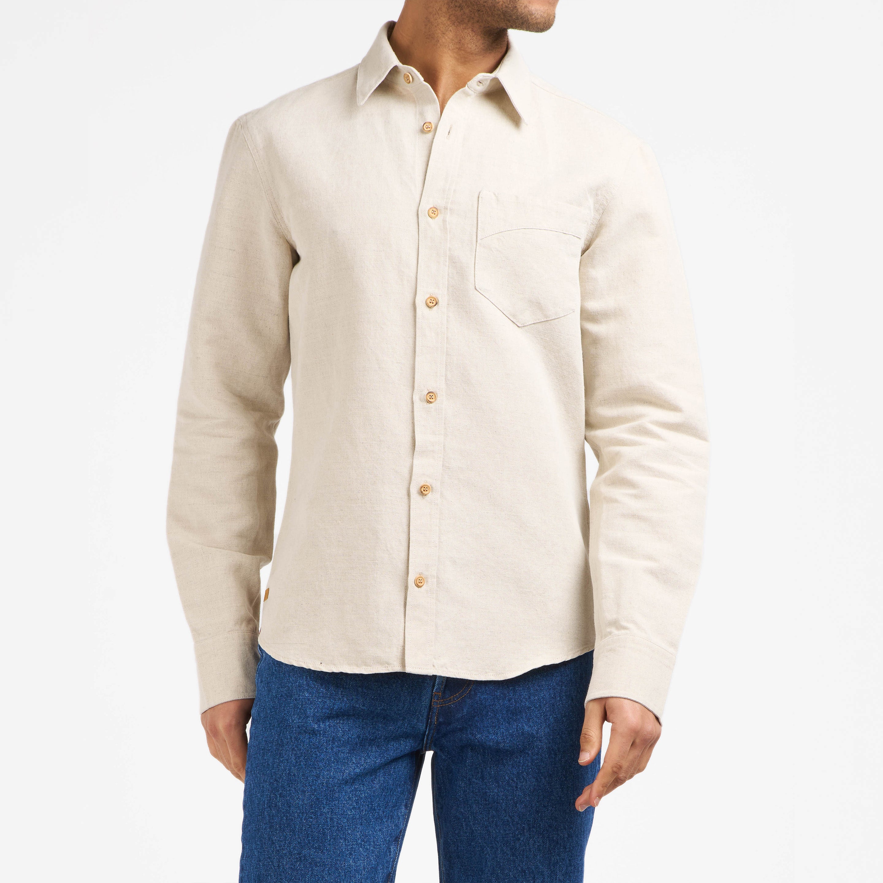 atelier-tuffery-aubrac-chemise-homme-droite-chanvre-naturel image 4