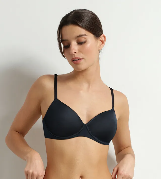 dim-invisible-light-soutien-gorge-triangle-sans-armature-microfibre-noir image 1