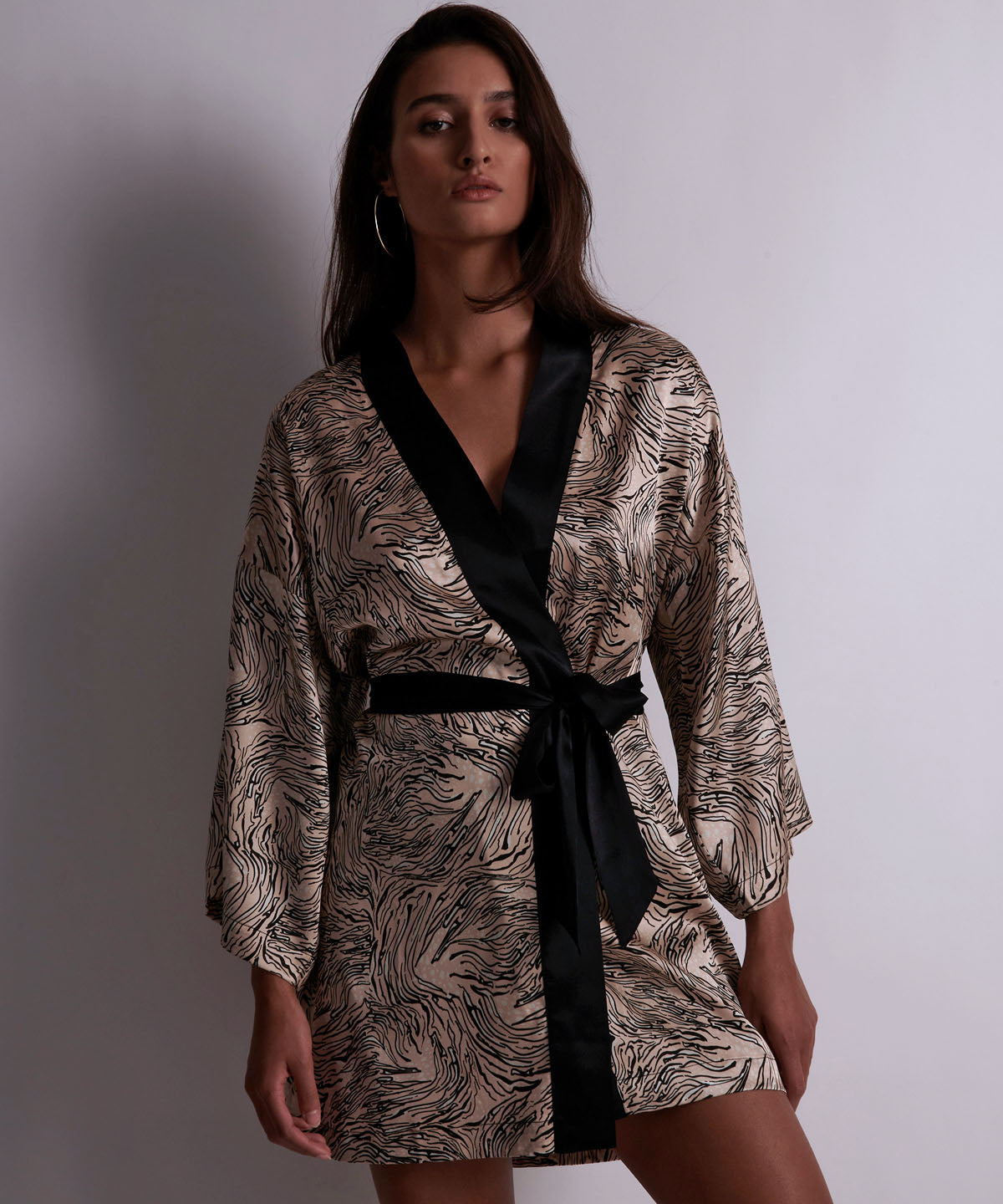 aubade-smocky-night-kimono-f-line-en-soie image 3