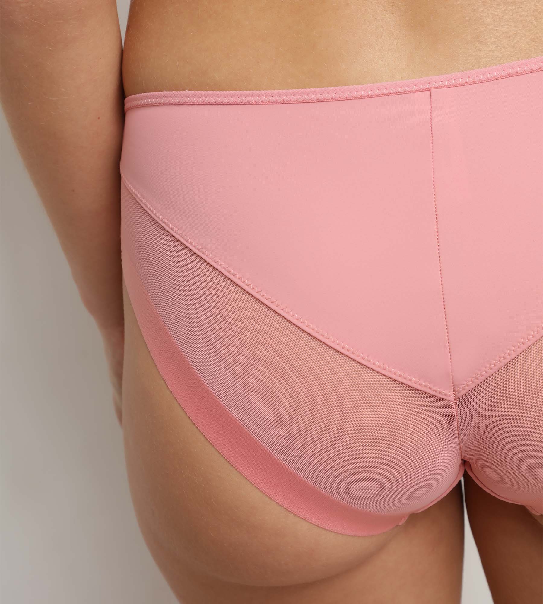 dim-generous-culotte-semi-transparente-rose-pommette image 6