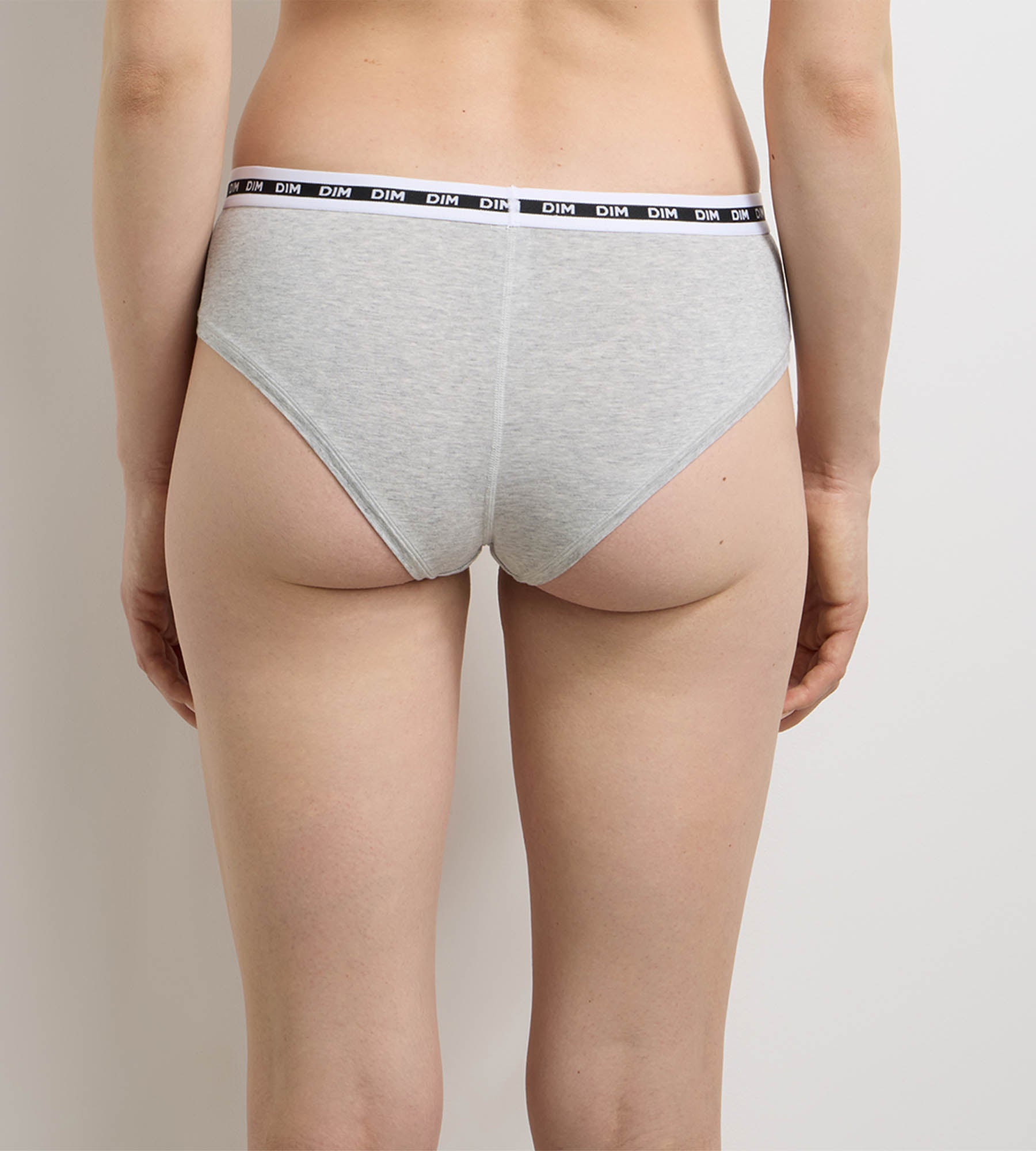 dim-icons-shorty-femme-gris-chin-en-coton-modal image 2