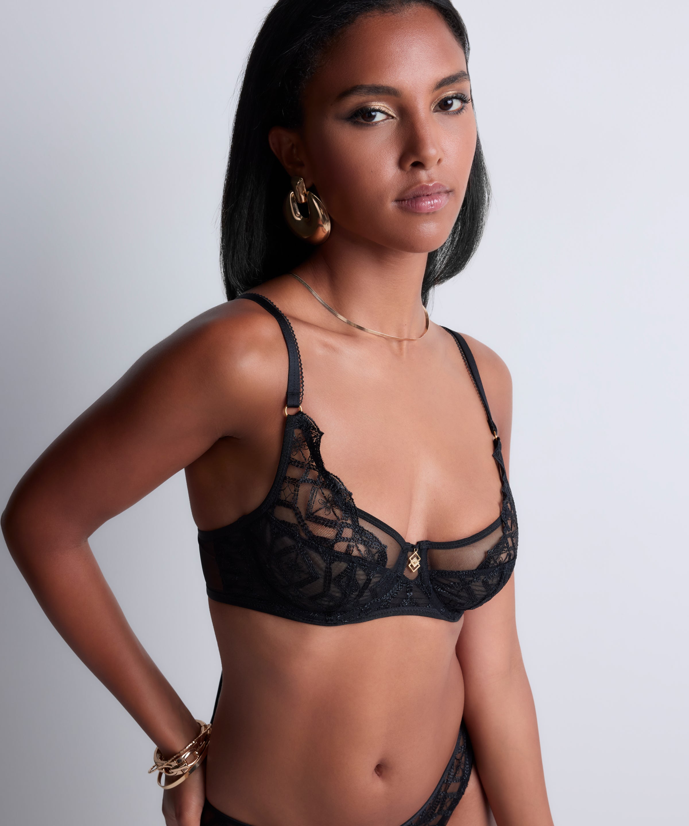 aubade-sense-of-illusion-soutien-gorge-embo-tant-foulard-black image 2