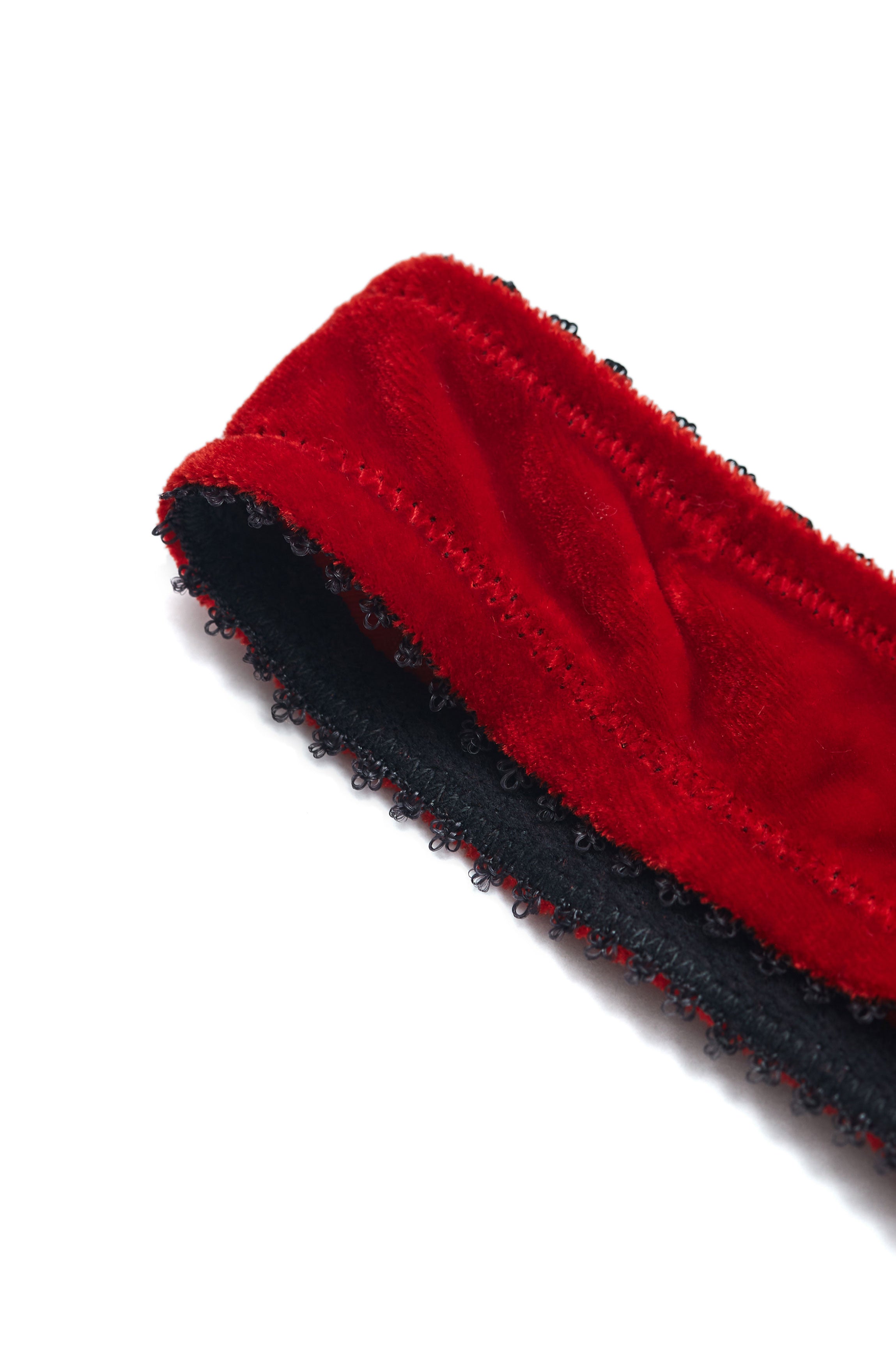 cadolle-cathy-string-velours-rouge image 4