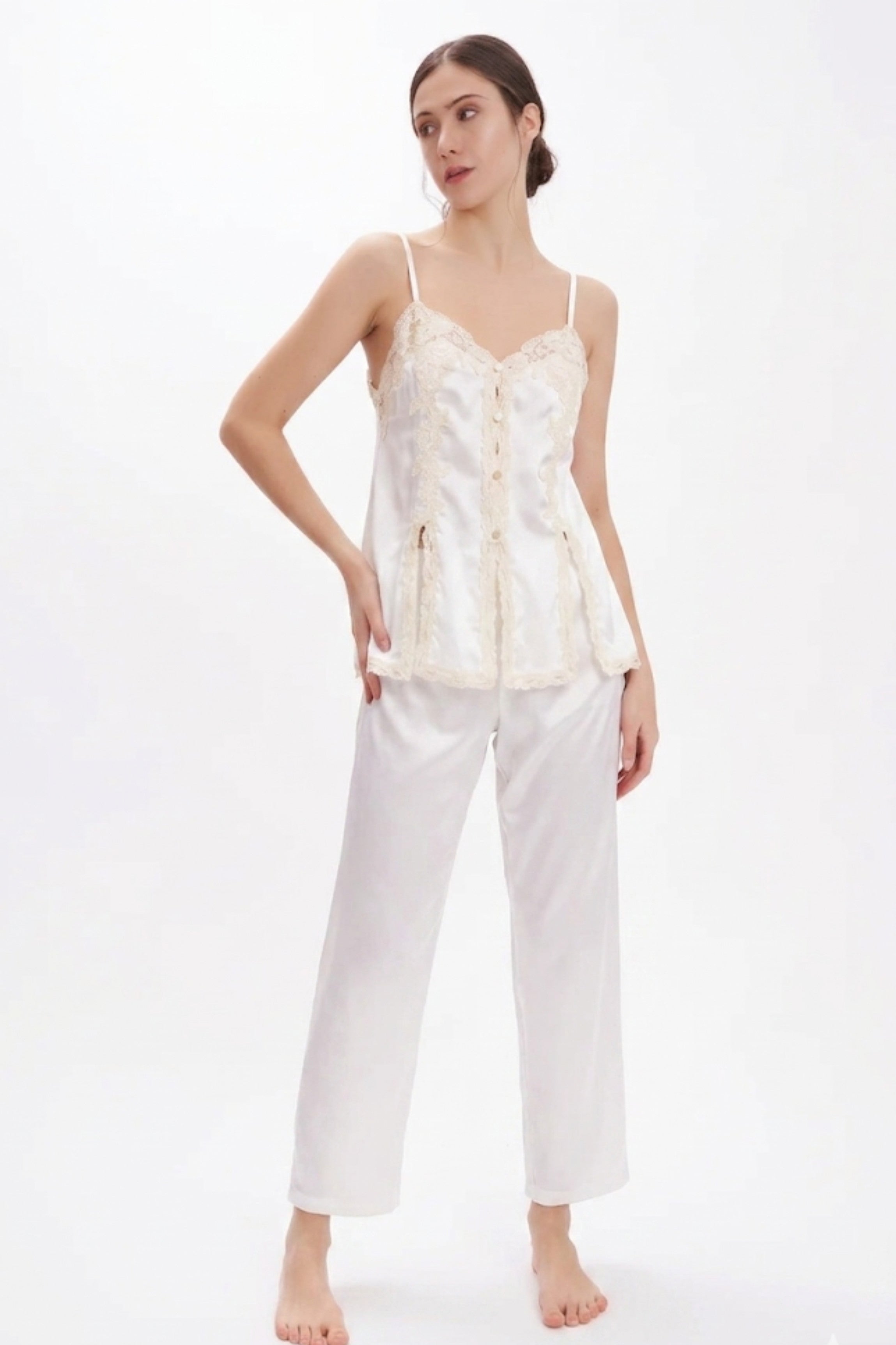 cadolle-eloise-pyjama-soie-ivoire-dentelle-doubl-e-soie image 2
