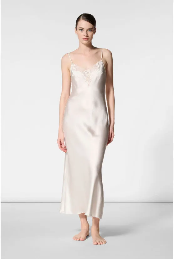 cadolle-eloise-chemise-de-nuit-soie-ivoire-mariage image 1