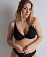 aubade-the-night-before-triangle-arm-blackbird-dentelle-int-grale-velours image 3