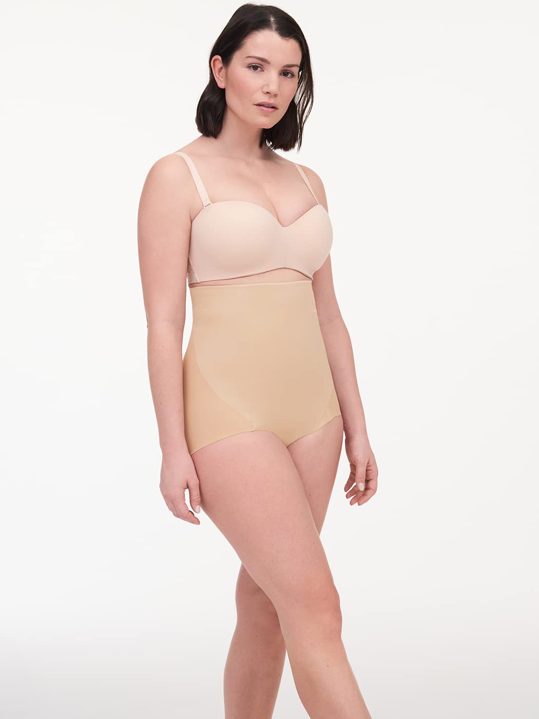chantelle-basic-shaping-slip-femme-taille-haute-gainant-invisible image 3