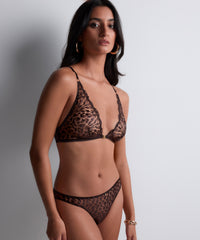 aubade-crazy-in-love-bralette-triangle-sans-armatures-satin-brown image 5