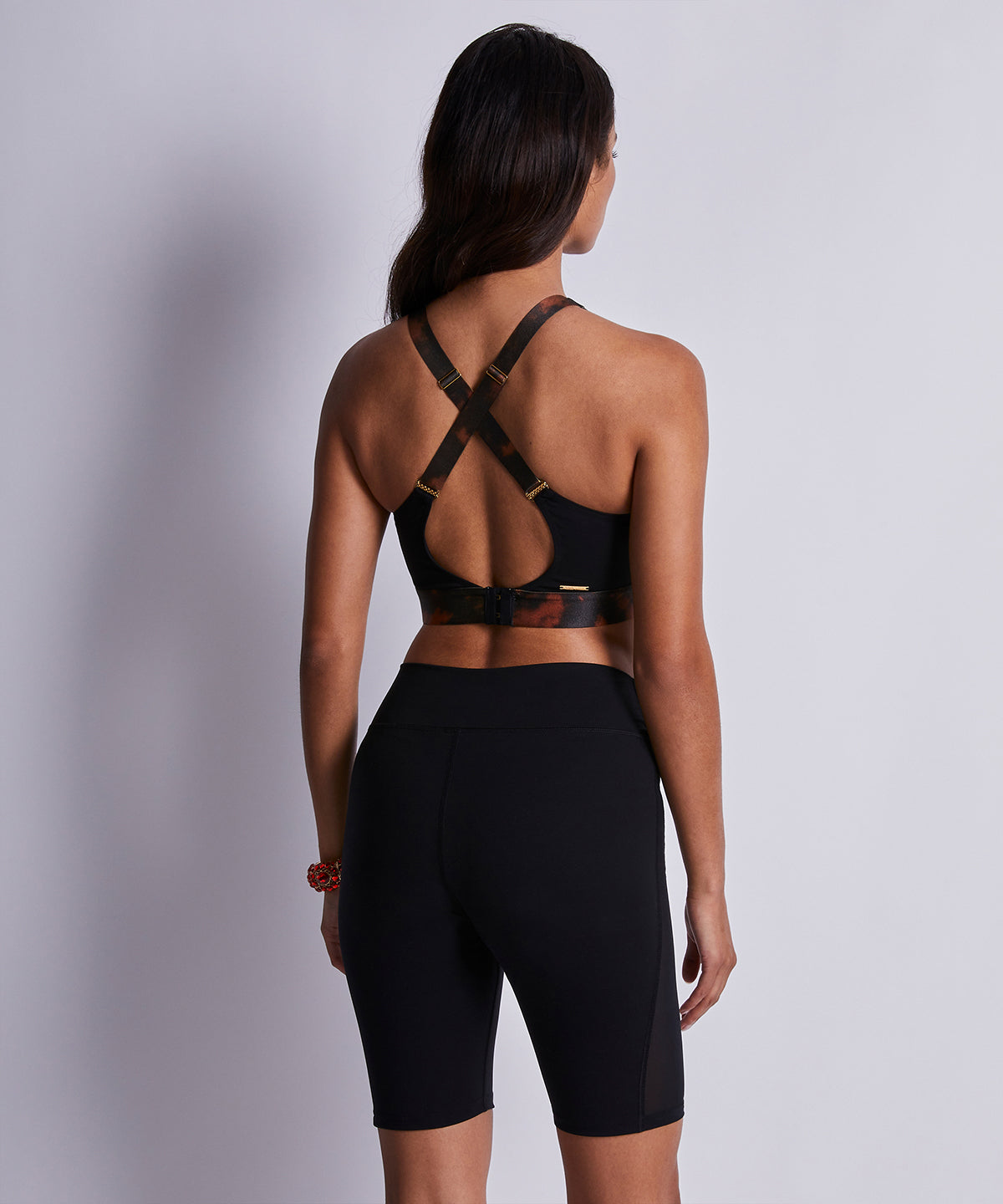 aubade-hot-motion-brassi-re-noir-brassi-re-de-sport-maintien-m-dian-aubade-x-luz image 7