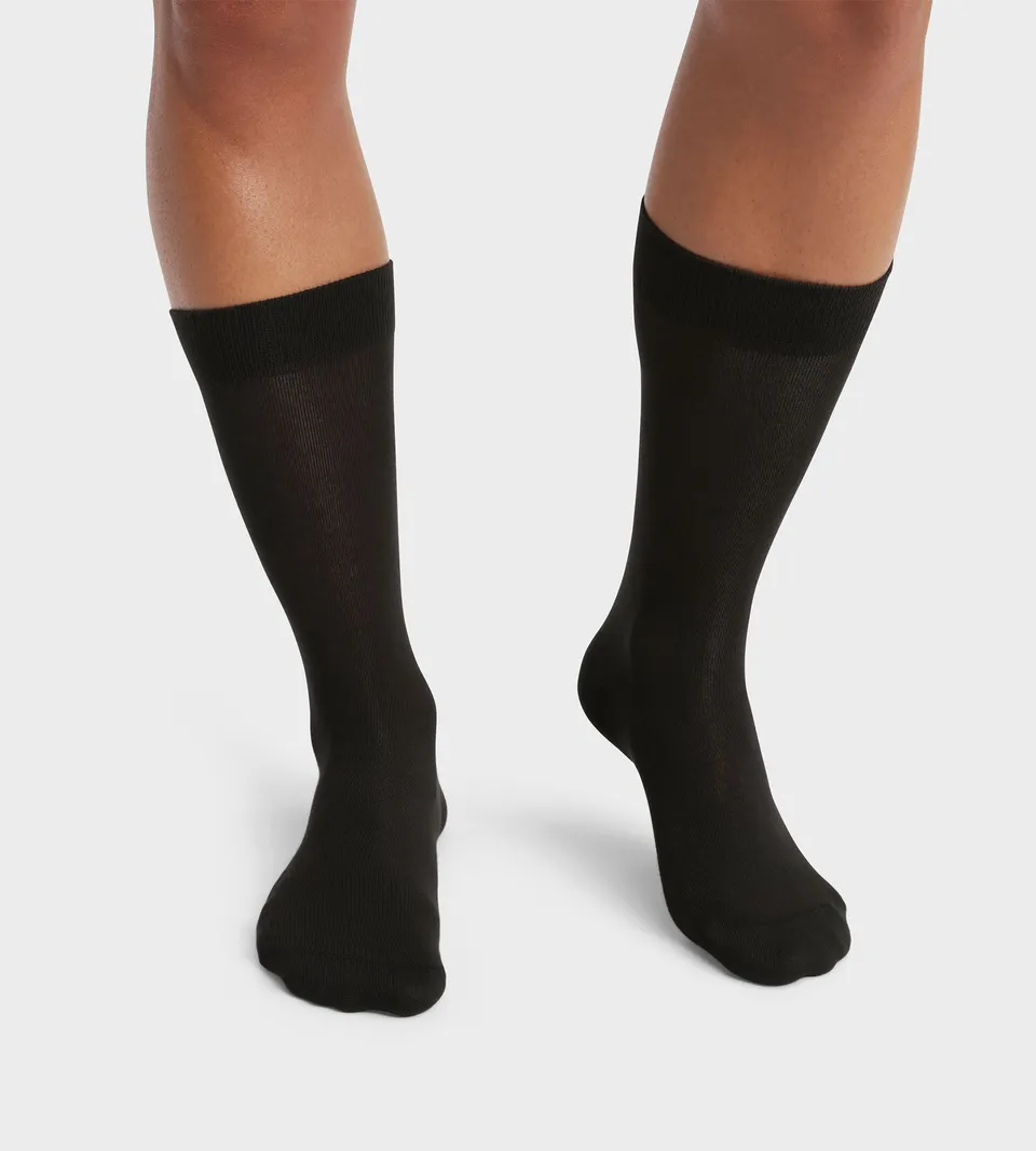 dim-lot-de-2-paires-chaussettes-homme-coton-bio-noir-dim-good image 1