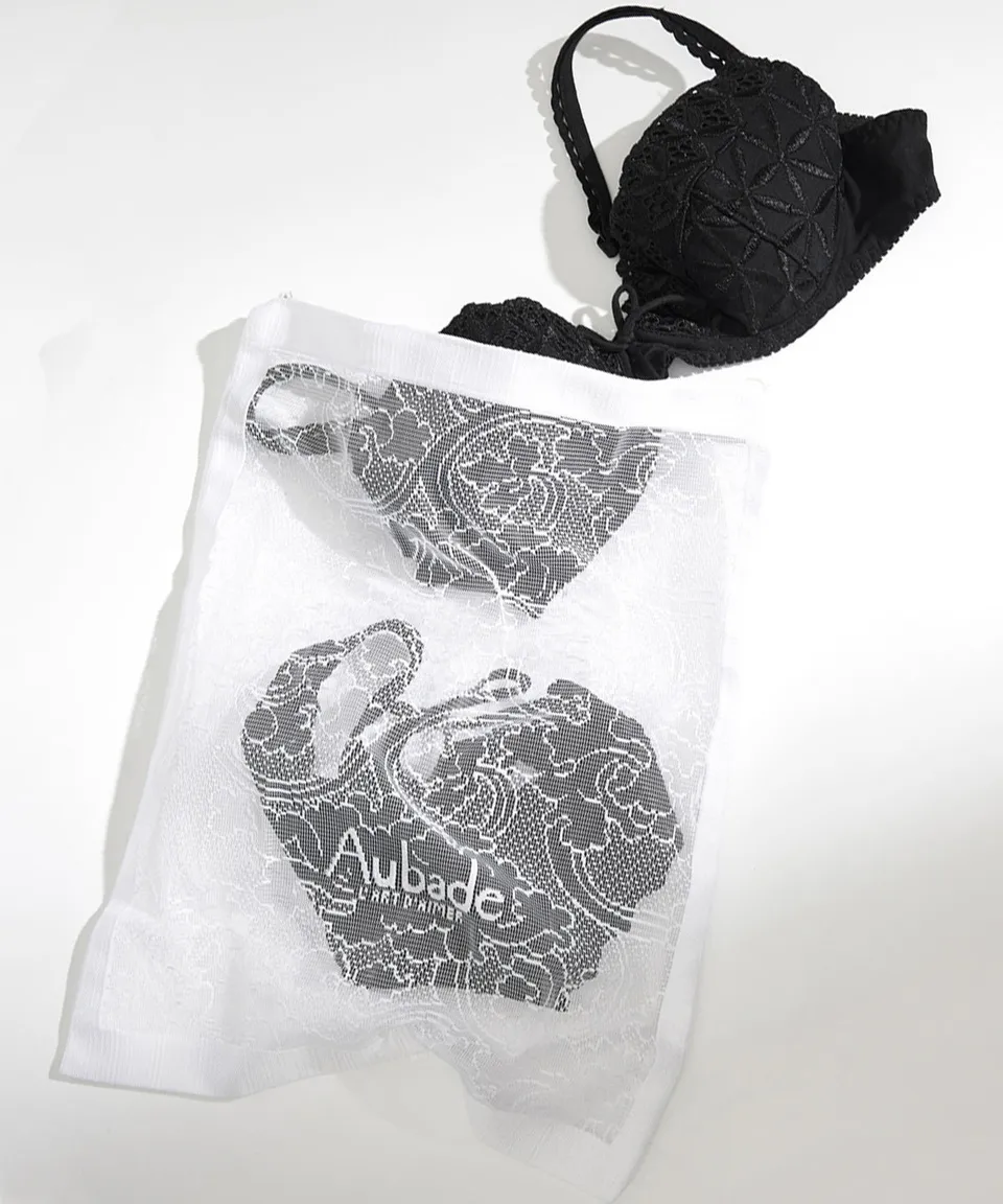 aubade-pochon-de-lavage-filet-dentelle-blanc-27-x-35-cm image 1