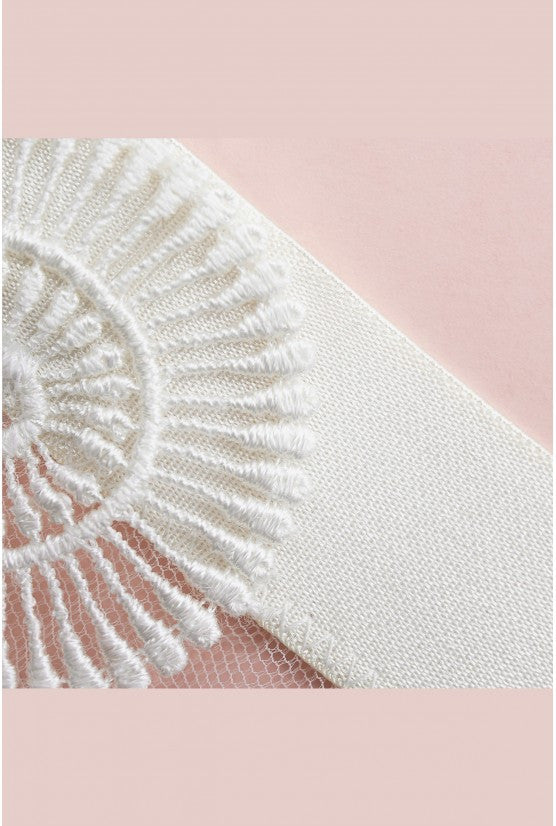 cadolle-cathy-string-soleil-ivoire-tulle image 3
