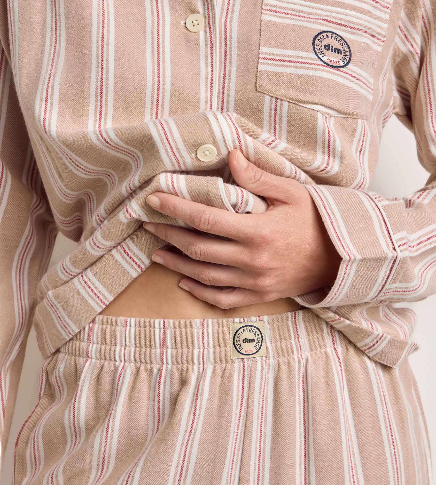 dim-x-ines-de-la-fressange-ensemble-pyjama-flanelle-ray-e-brun-beige image 1