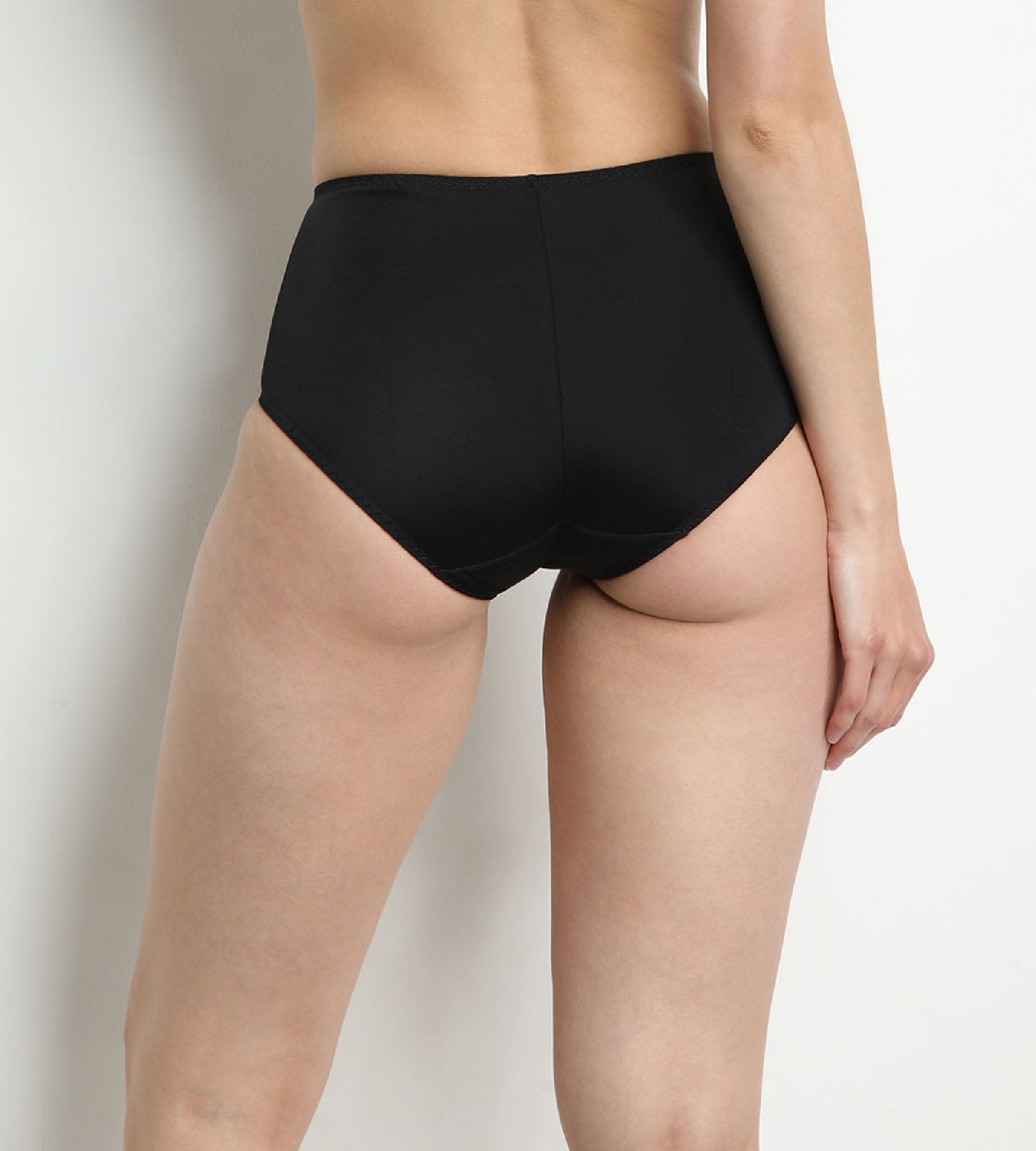 dim-silhouette-essentiel-culotte-ventre-plat-taille-haute-noir image 2
