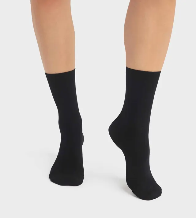 dim-bambou-lot-de-2-paires-de-chaussettes-femme-noires-en-viscose image 1
