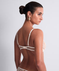aubade-iconic-calypso-soutien-gorge-triangle-mono-armature-dune-2 image 4