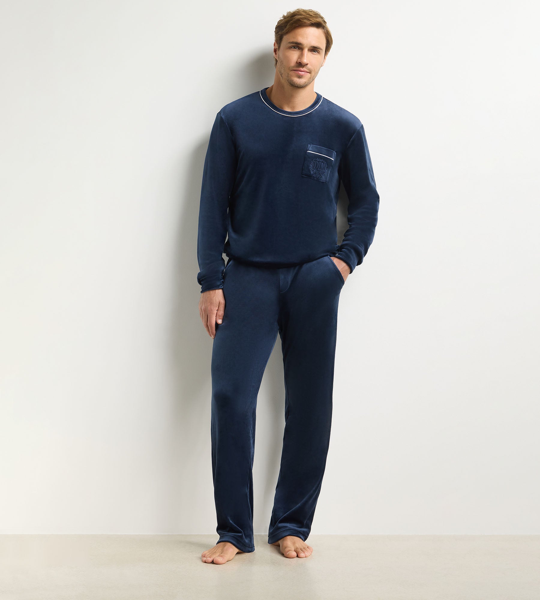 dim-chenille-haut-pyjama-homme-manches-longues-bleu-marine image 1