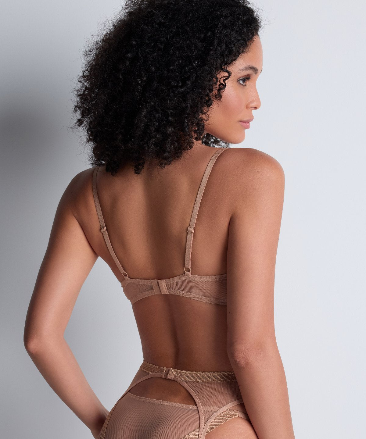 aubade-sheer-emotion-porte-jarretelles-sable image 6
