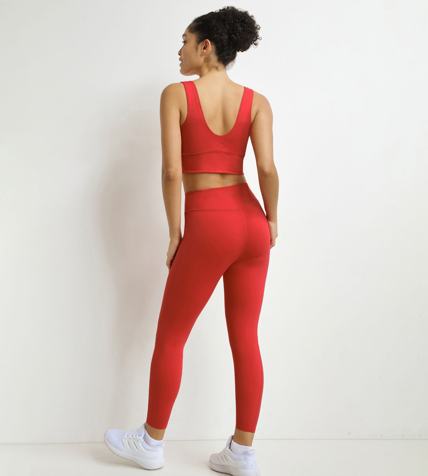 legging-sport-femme-dim-move-rouge-microfibre-sculptante image 4