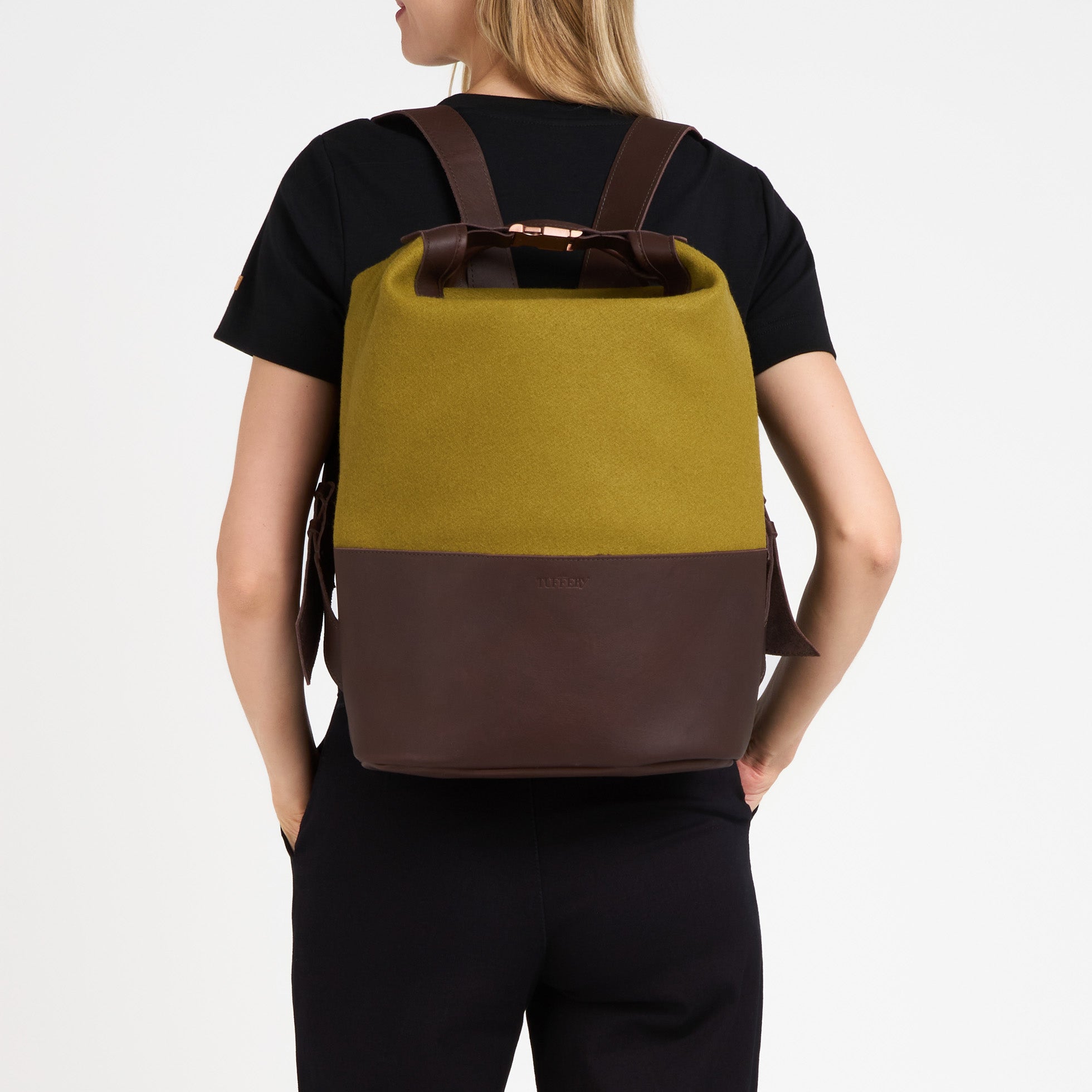 atelier-tuffery-sac-dos-cuir-laine-fran-aise-olive image 3