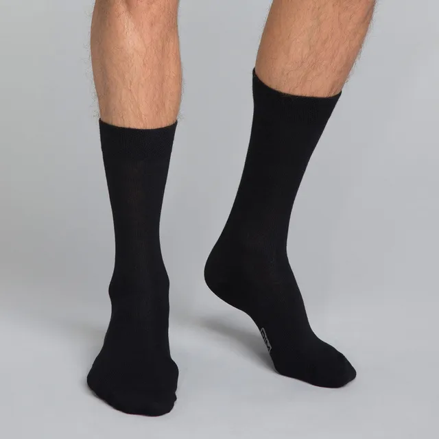 dim-basic-coton-mi-chaussettes-homme-coton-x3-noir image 1
