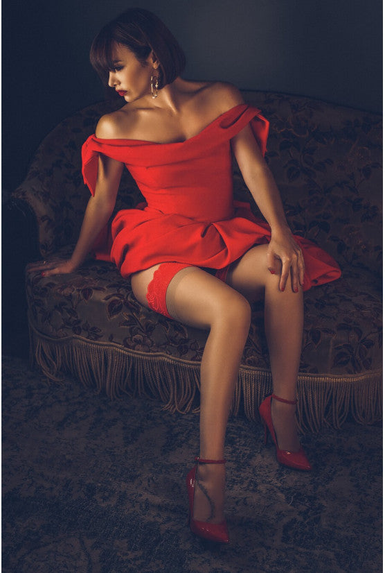 cadolle-divine-bas-cervin-chair-dentelle-rouge image 2