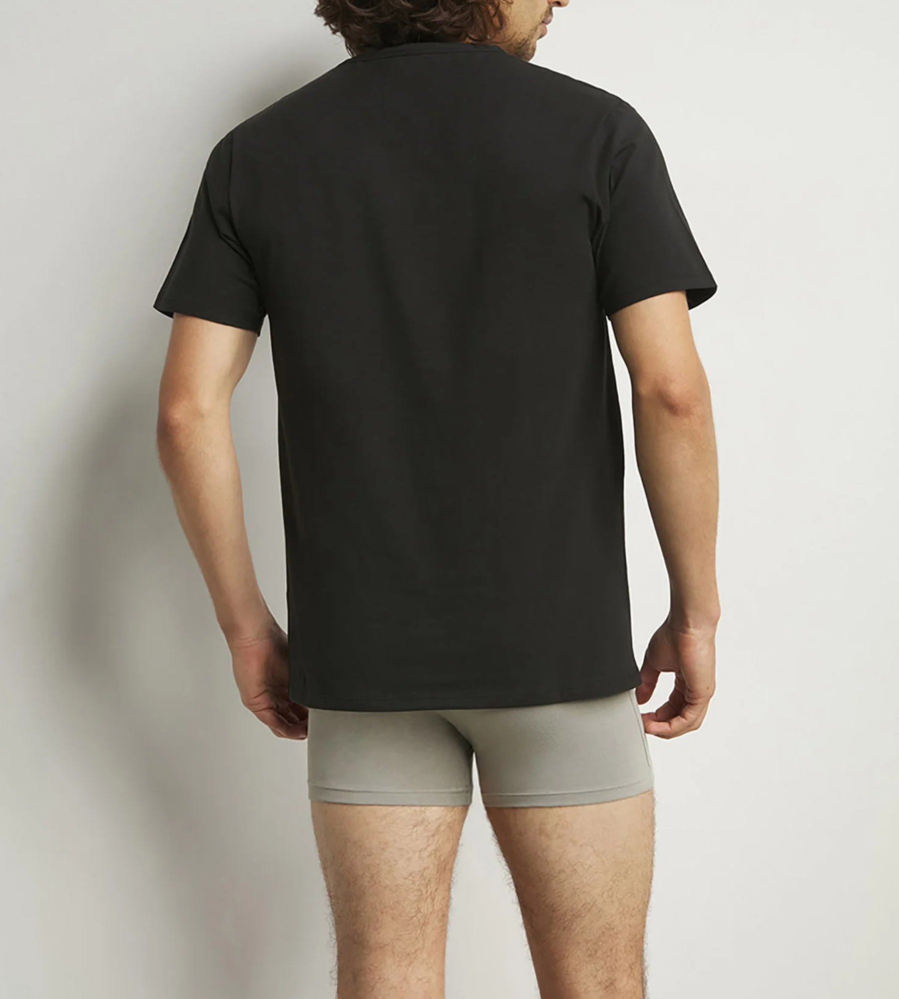 dim-lot-de-2-t-shirts-homme-regul-activ-col-v-noir image 2