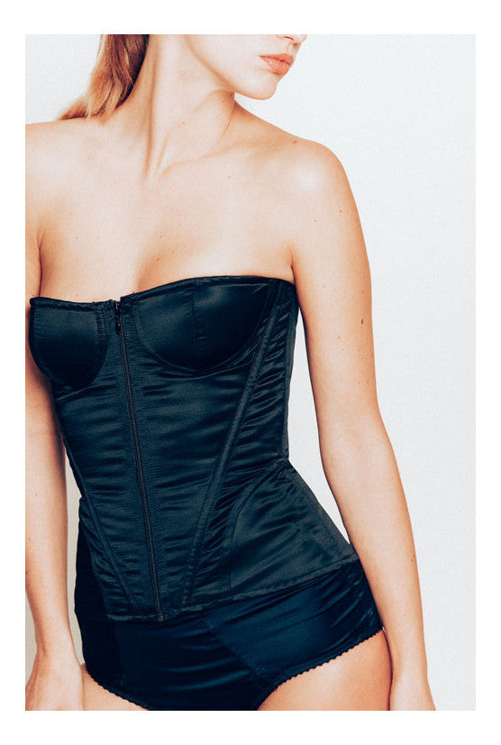 cadolle-corset-aurea-noir-satin-la-age-dos image 4
