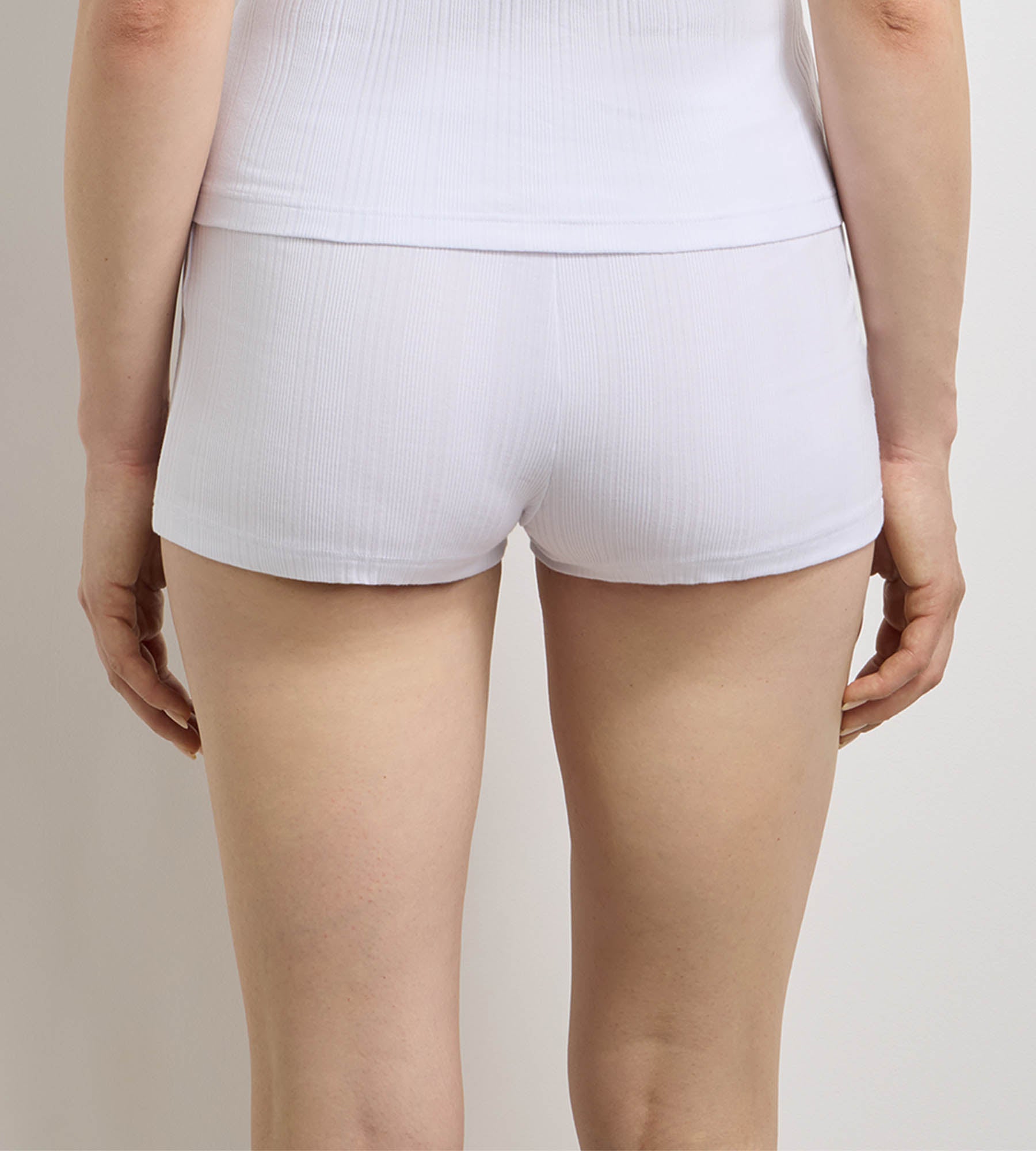 dim-x-ines-de-la-fressange-short-femme-ample-jersey-c-tel-fin-blanc image 2