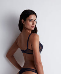 aubade-feeling-myself-soutien-gorge-push-up-plongeant-astral-blue image 5