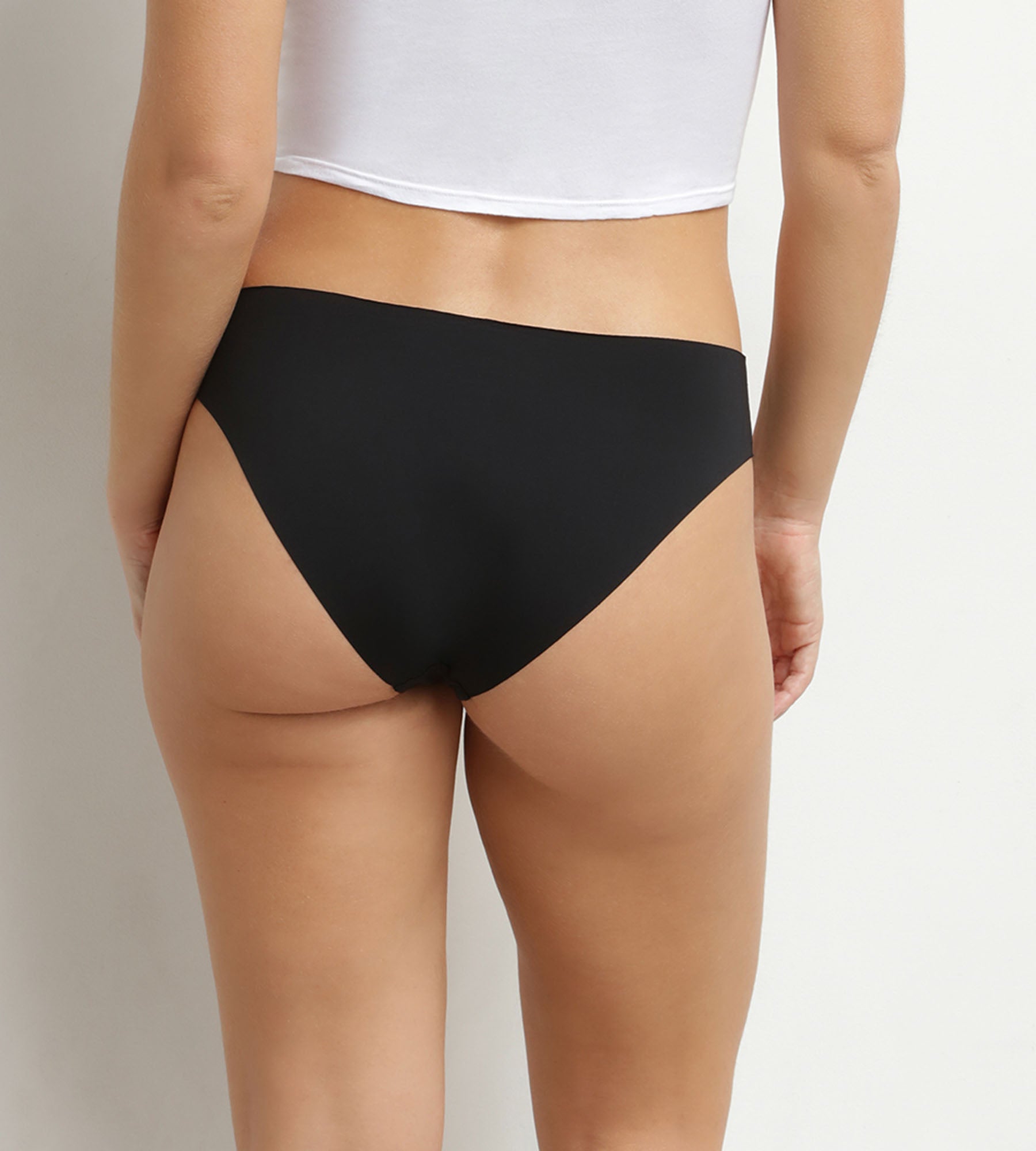 dim-microfibre-culotte-femme-invisible-noir image 2