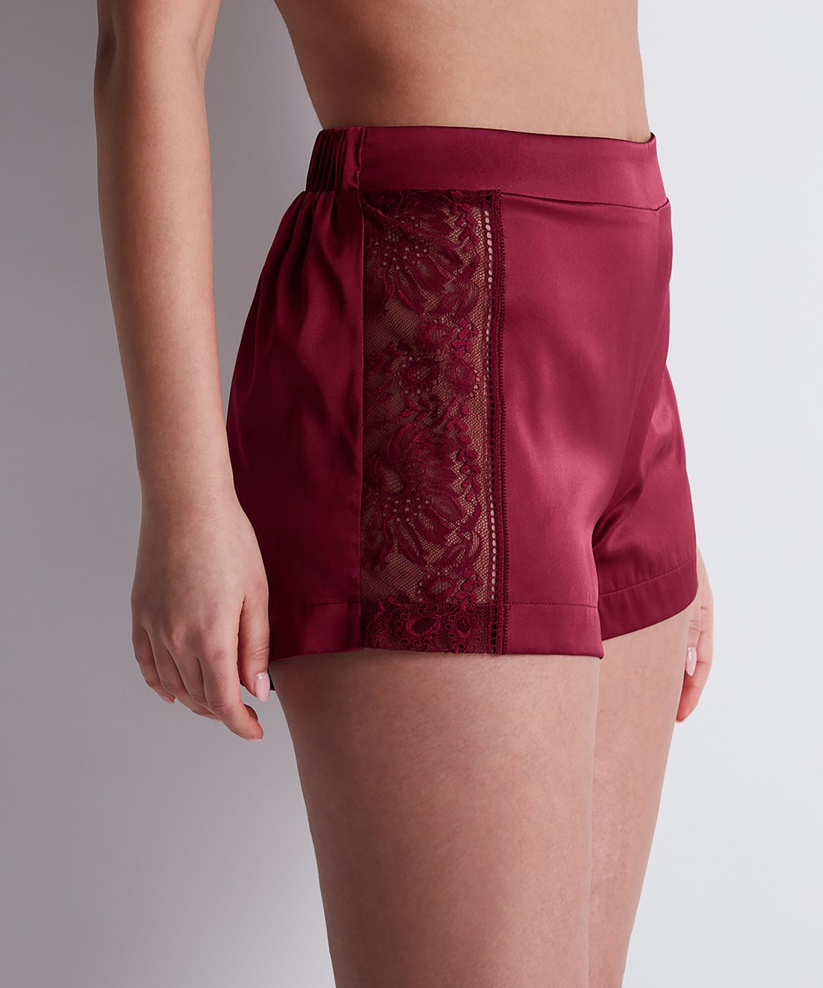 aubade-midnight-whisper-shorty-rouge-crimson-red image 3