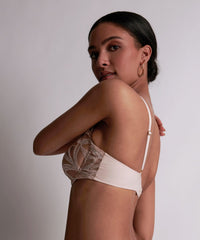 aubade-my-desire-triangle-plongeant-love-affair image 4