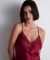 aubade-midnight-whisper-nuisette-crimson-red-en-soie-stretch image 3
