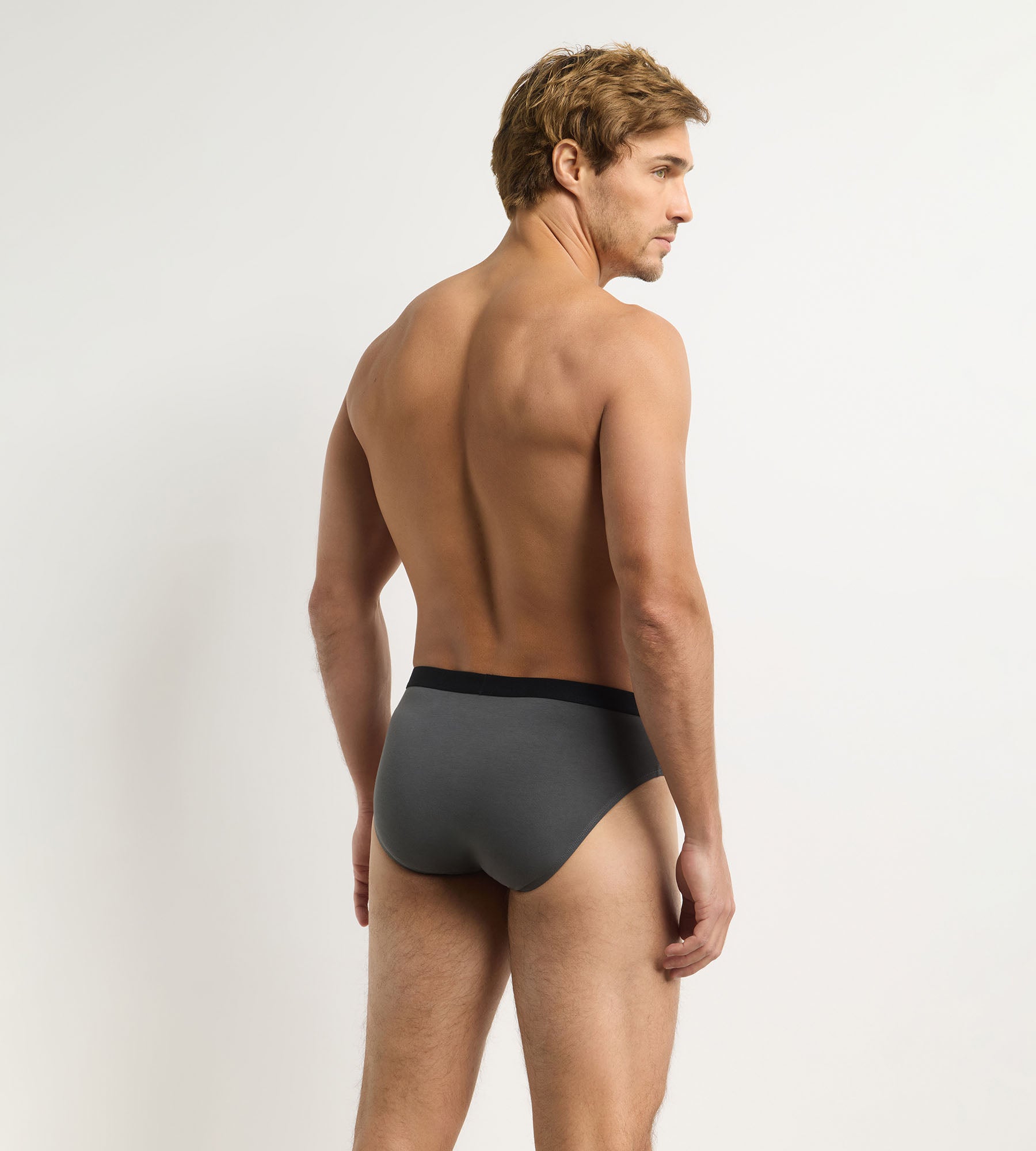 dim-ultra-resist-lot-de-3-slips-homme-noir-vert-gris image 2