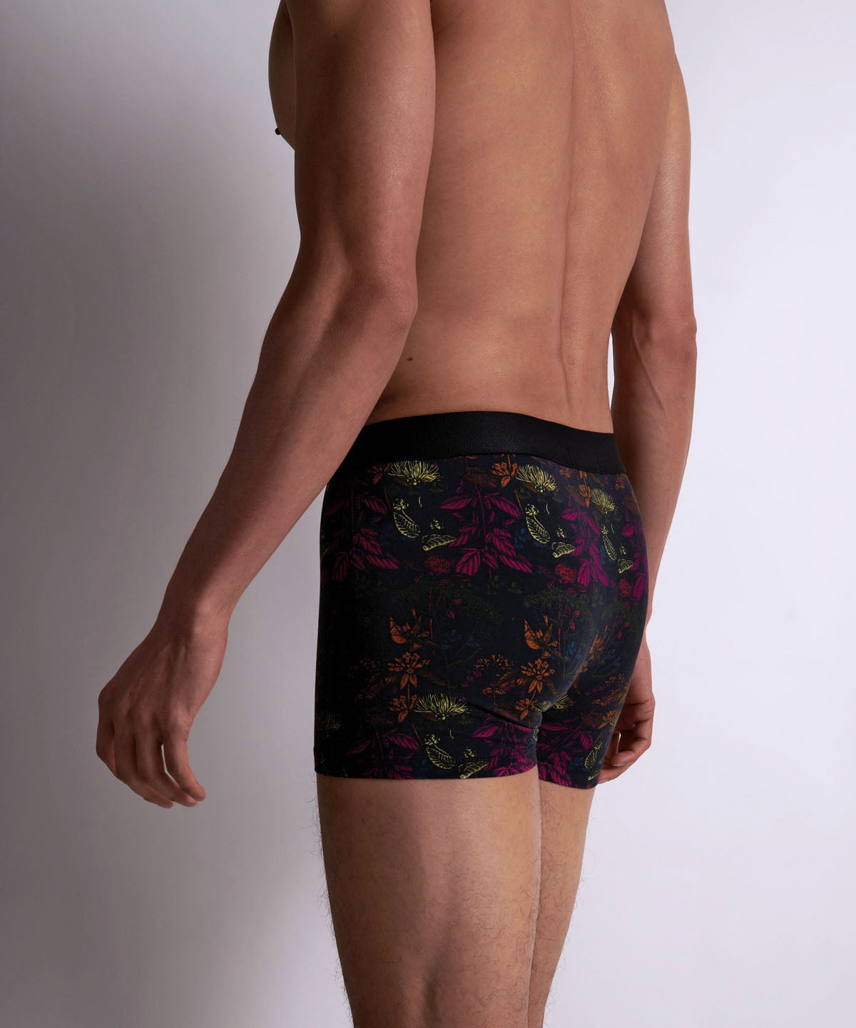 aubade-homme-boxer-fleurs-magiques-noir-2 image 5