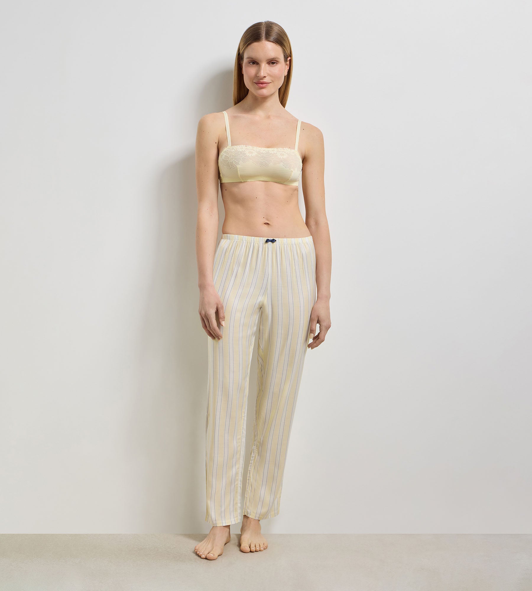 dim-bralette-souple-sans-armatures-vanille-slow-days-fresh-vibes image 4