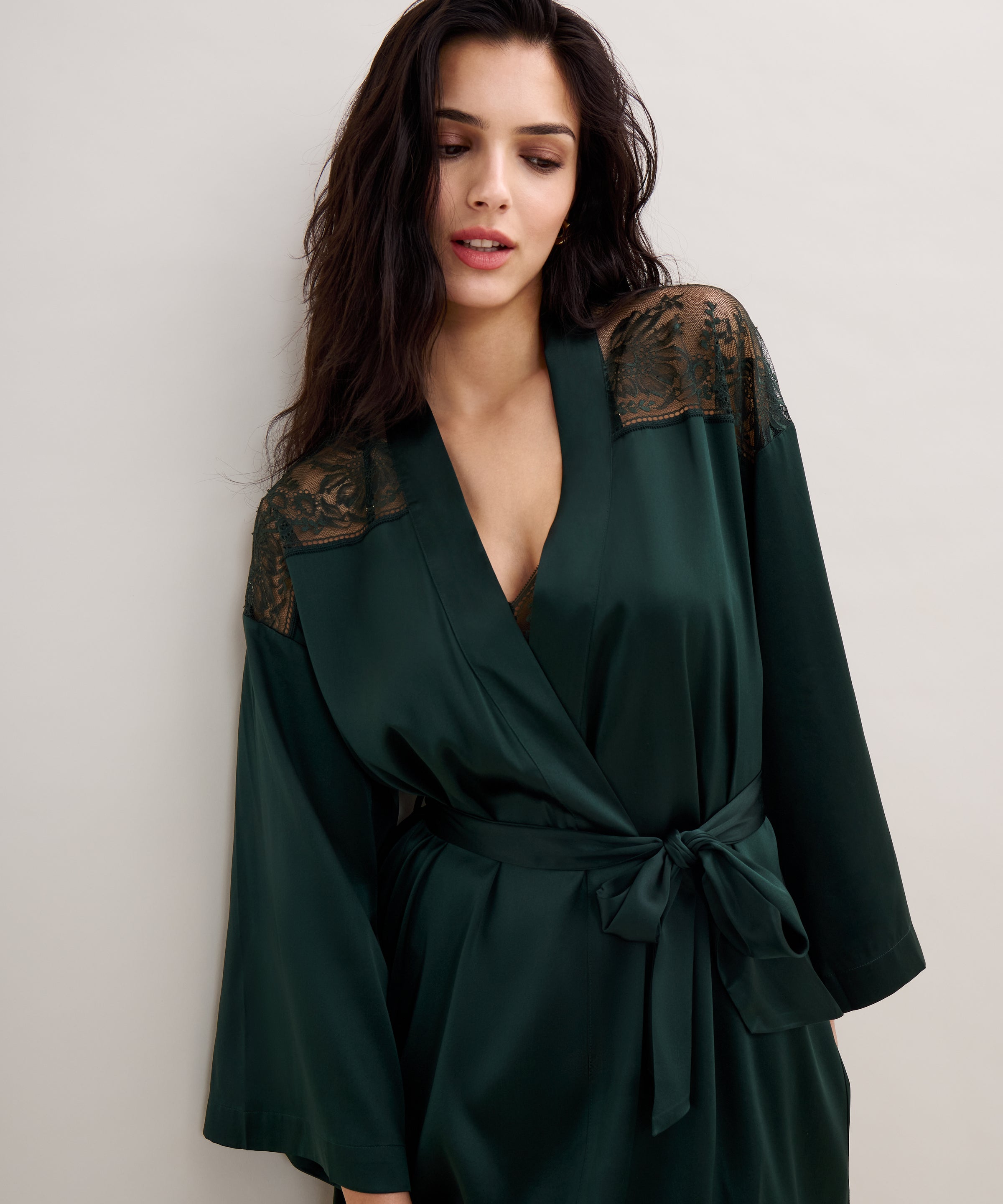 aubade-midnight-whisper-kimono-mysterious-green image 2