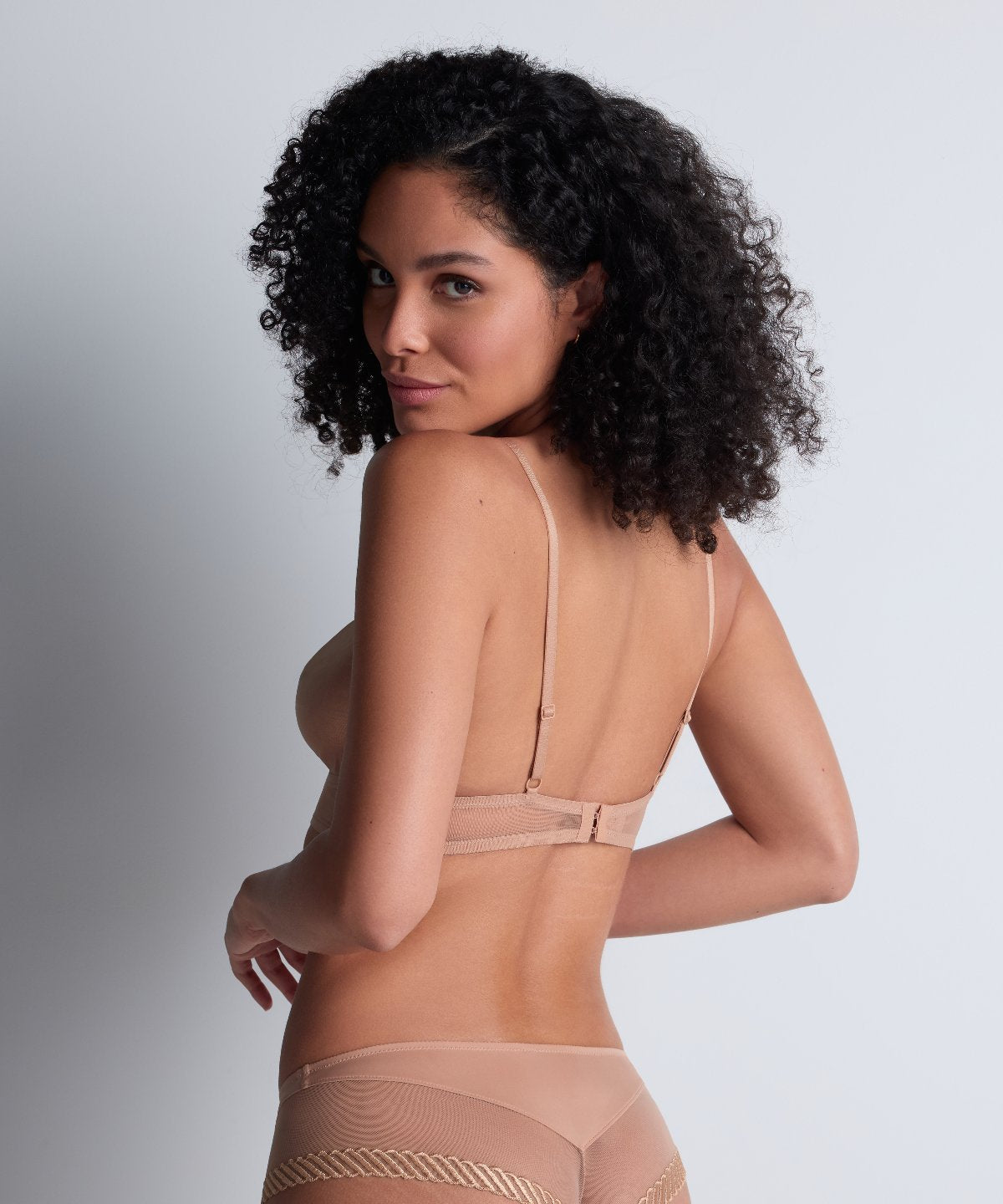 aubade-sheer-emotion-shorty-sand image 4