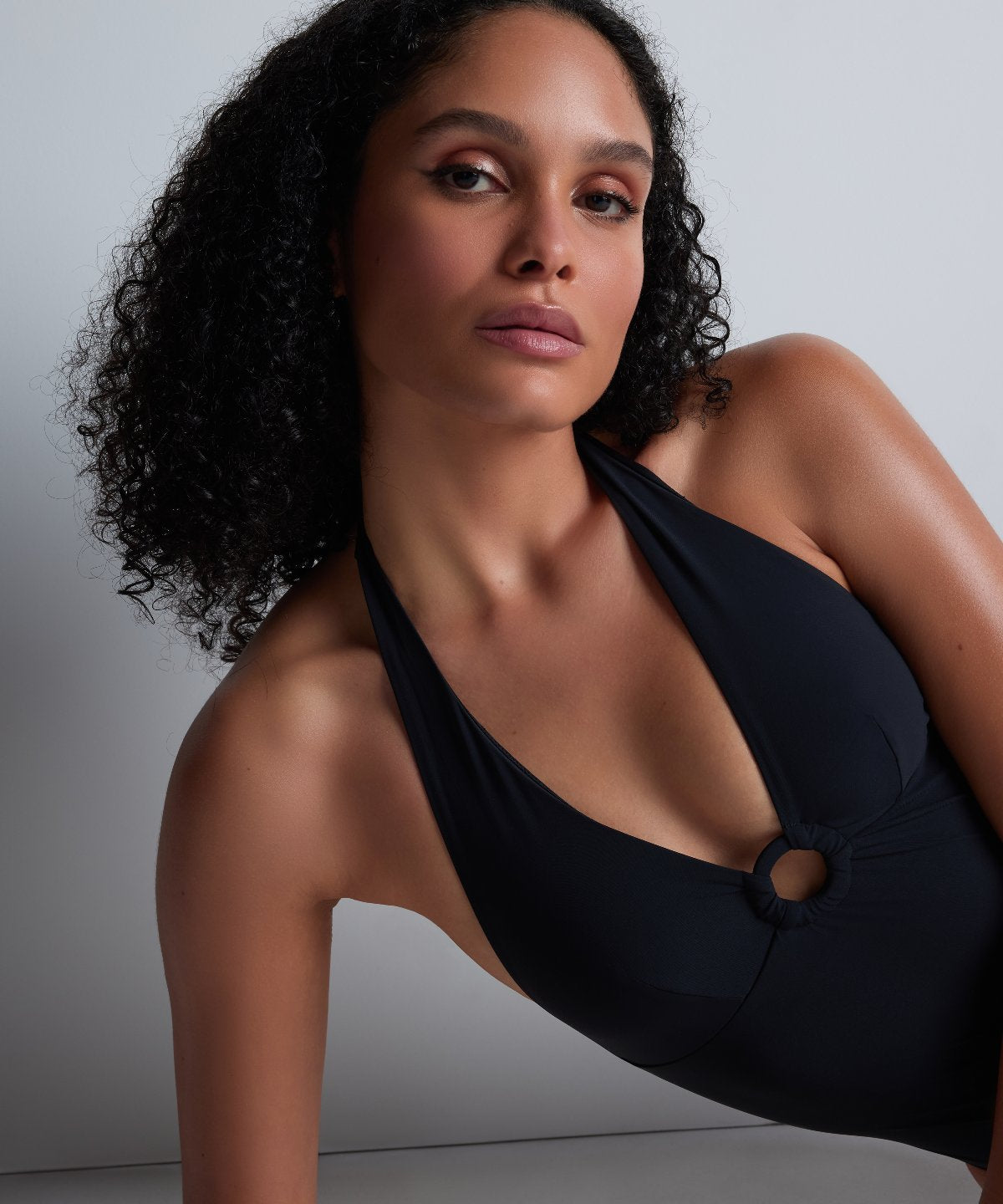 aubade-summer-essence-maillot-1-pi-ce-black-nageur image 2