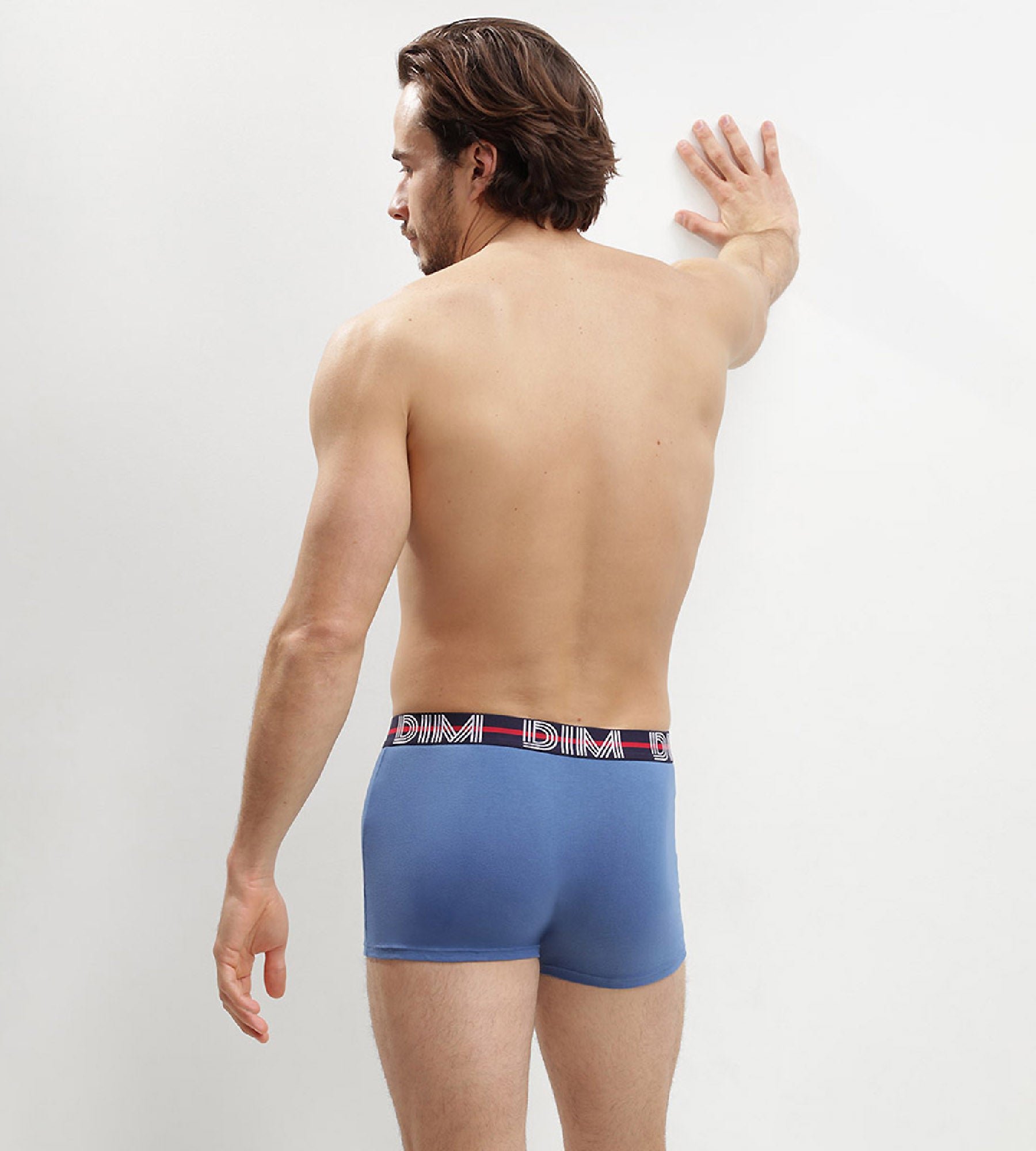 dim-lot-de-3-boxers-homme-powerful-uni-rouge-bleu-nuit-bleu-clair image 2